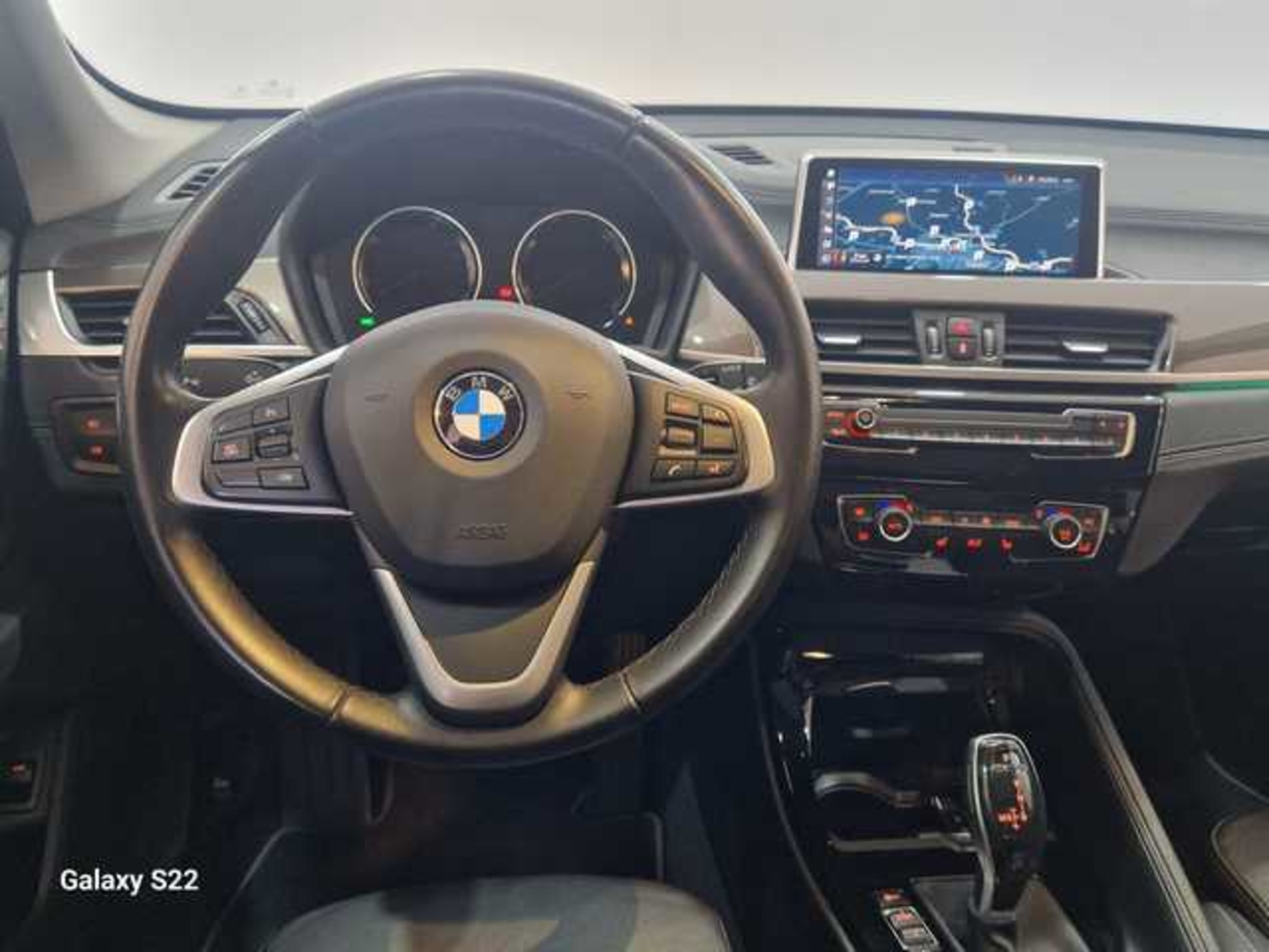 Renting BMW X1 sDrive18d 110 kW (150 CV) 40 10