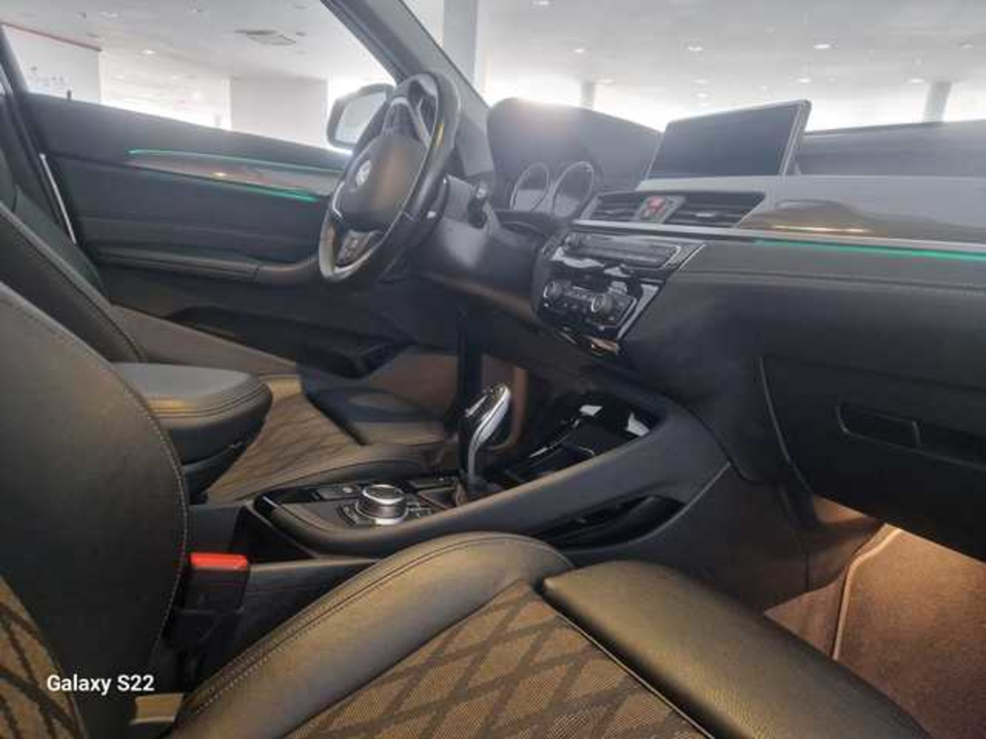 Renting BMW X1 sDrive18d 110 kW (150 CV) 40 10