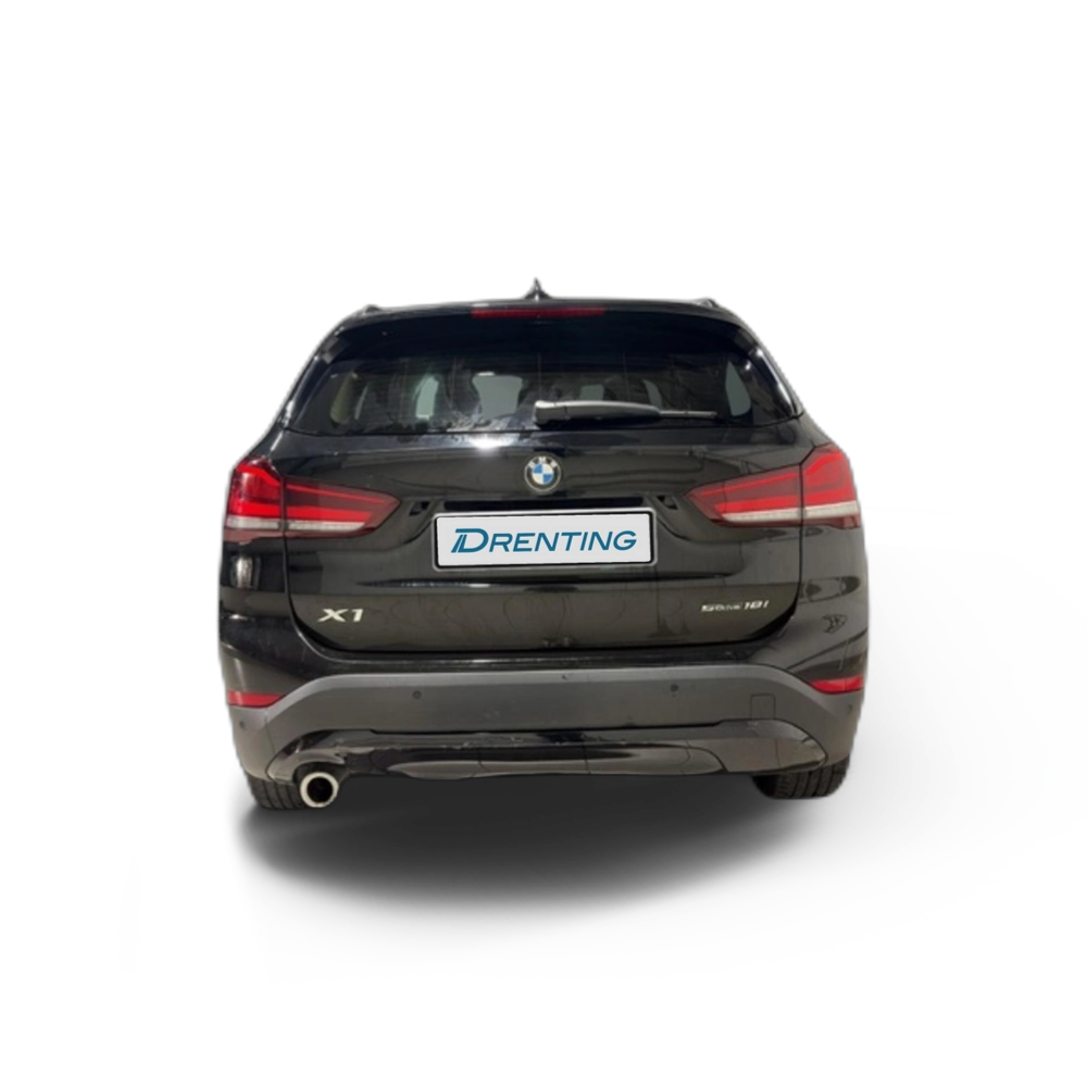Renting BMW X1 sDrive18i 103 kW (140 CV)