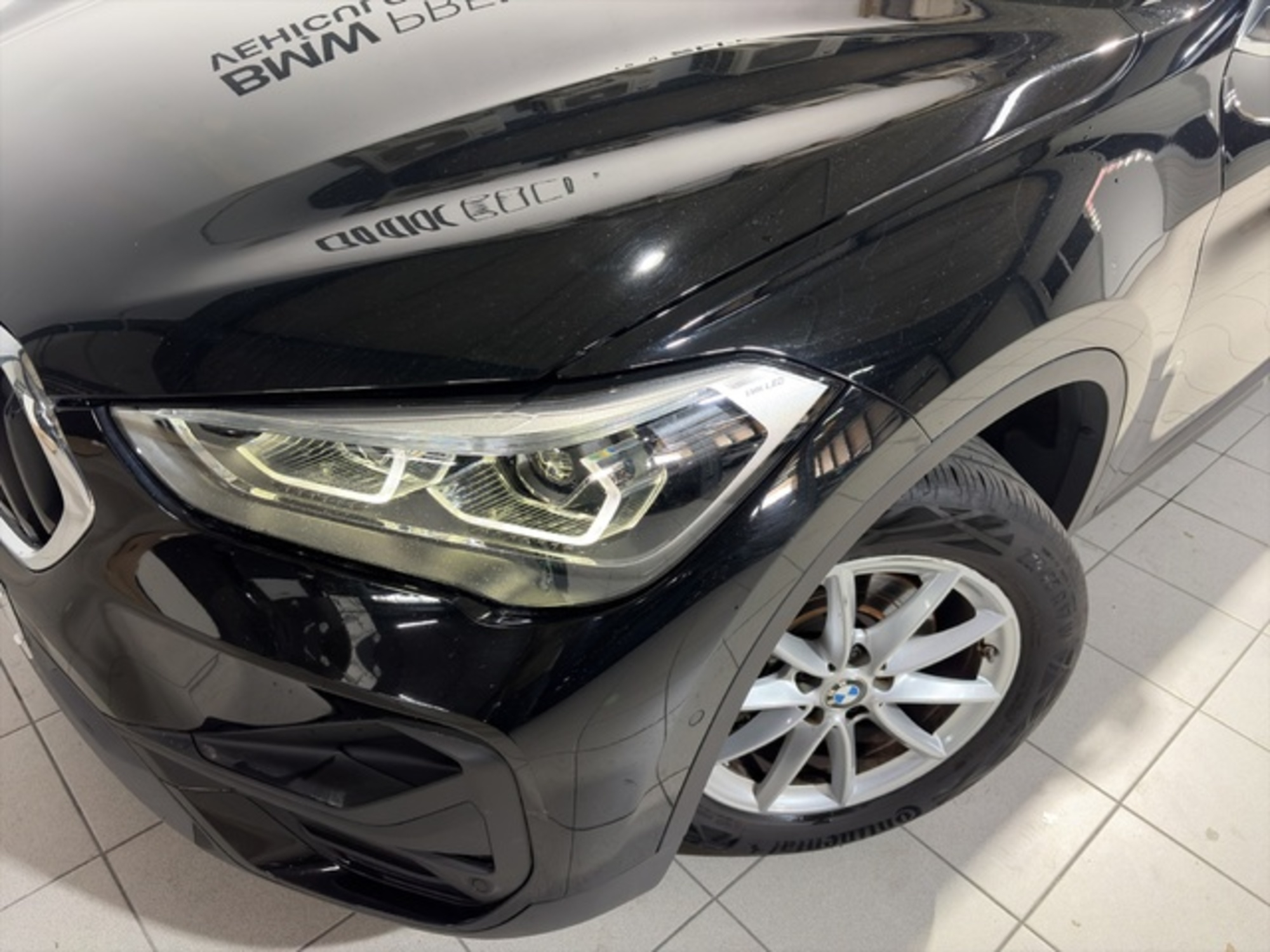 Renting BMW X1 sDrive18i 103 kW (140 CV)