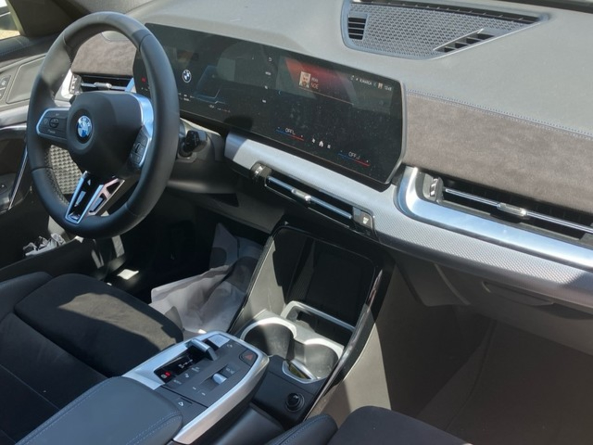 Renting BMW X1 sDrive20d 120 kW (163 CV) 16 5