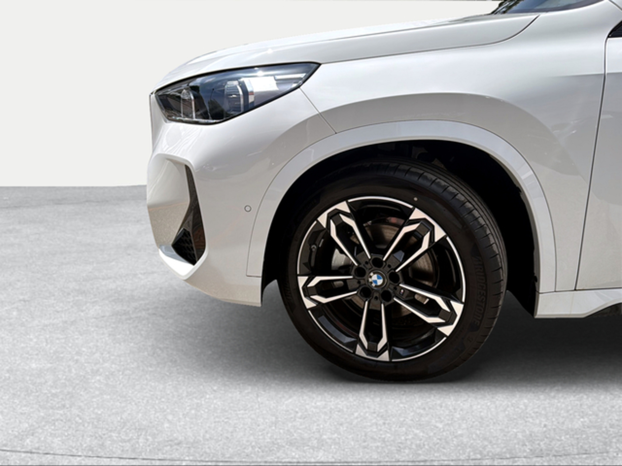 Renting BMW X1 sDrive20d 120 kW (163 CV) 16 6
