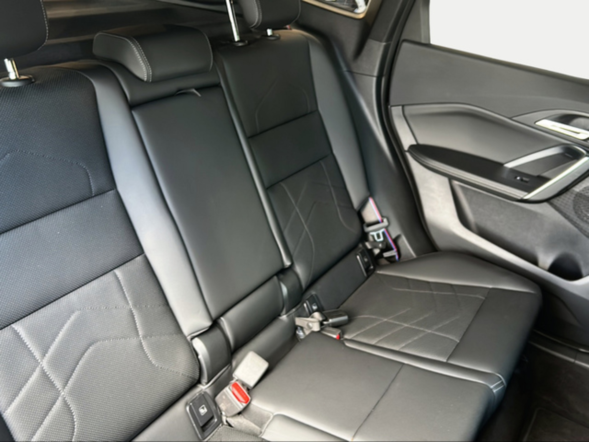 Renting BMW X1 sDrive20d 120 kW (163 CV) 16 10