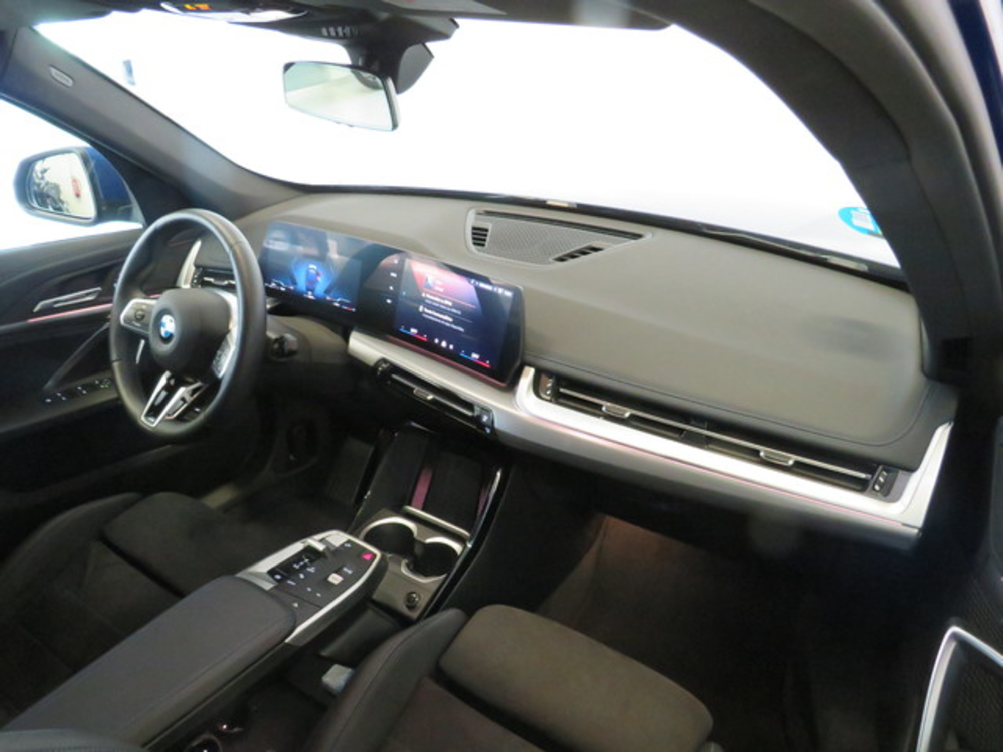 Renting BMW X1 sDrive20d 120 kW (163 CV) 8 12