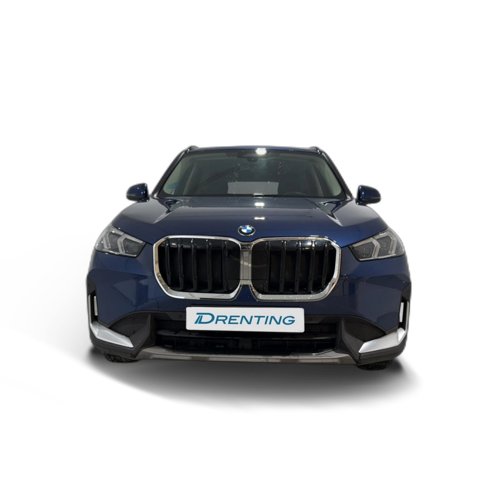 Renting BMW X1 sDrive20i 125 kW (170 CV) 1