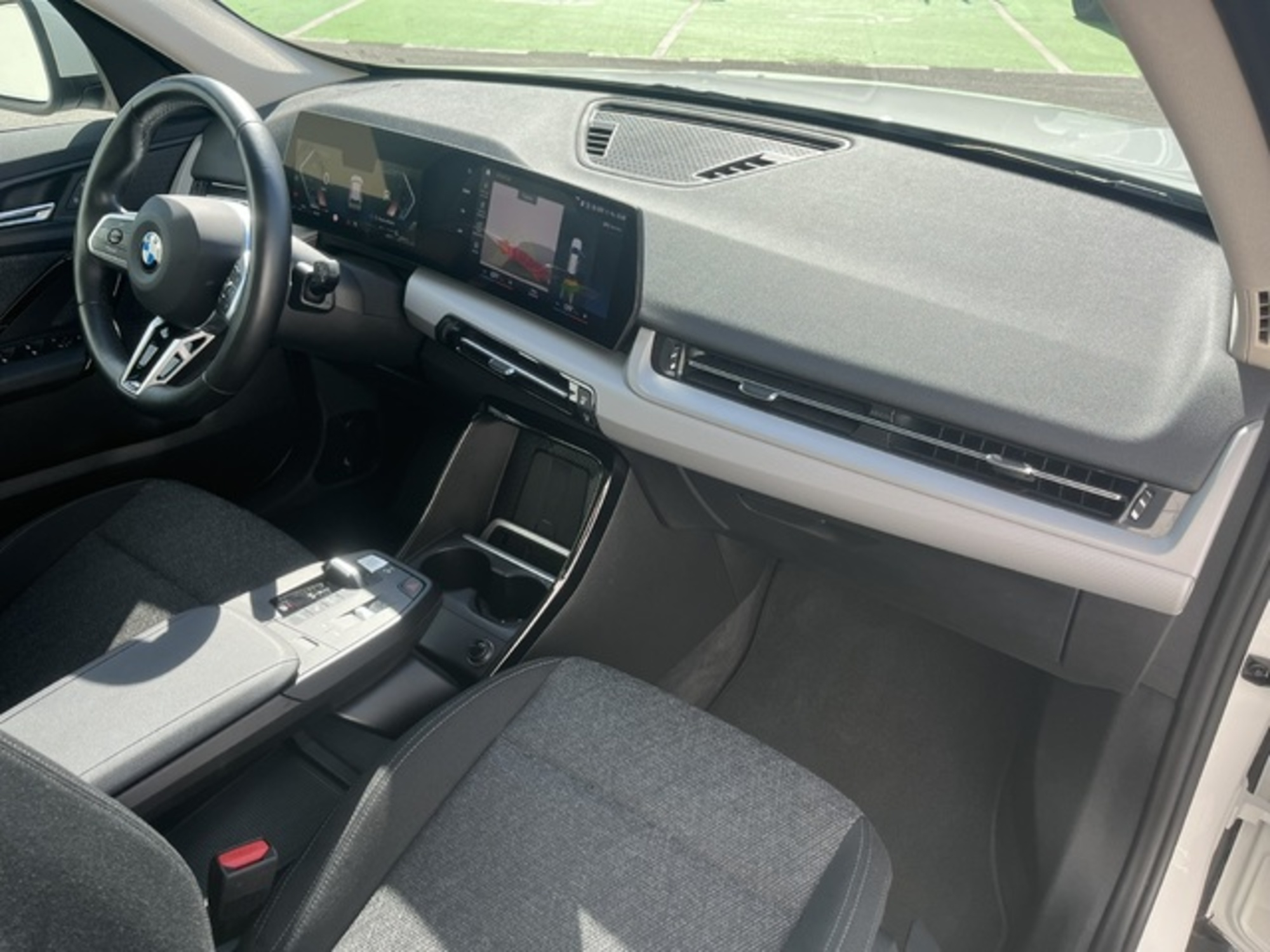 Renting BMW X1 sDrive20i 125 kW (170 CV) 1