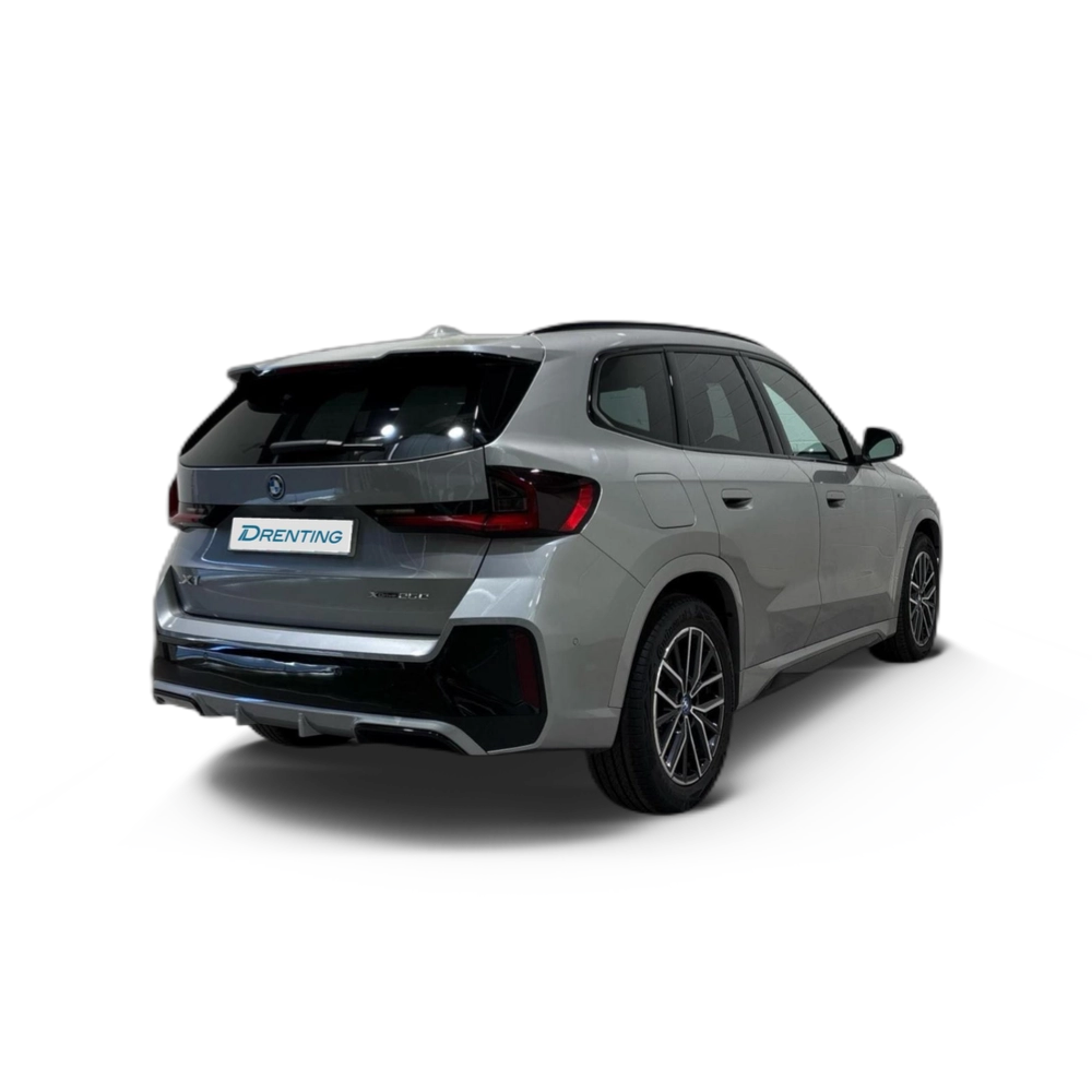 Renting BMW X1 xDrive25e 180 kW (245 CV) 13 11