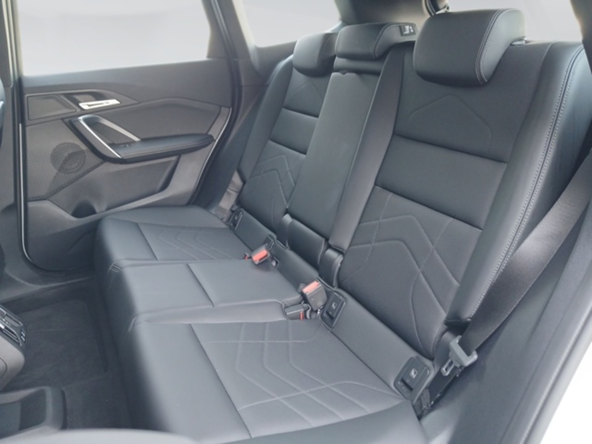Renting BMW X1 xDrive25e 180 kW (245 CV) 14 6