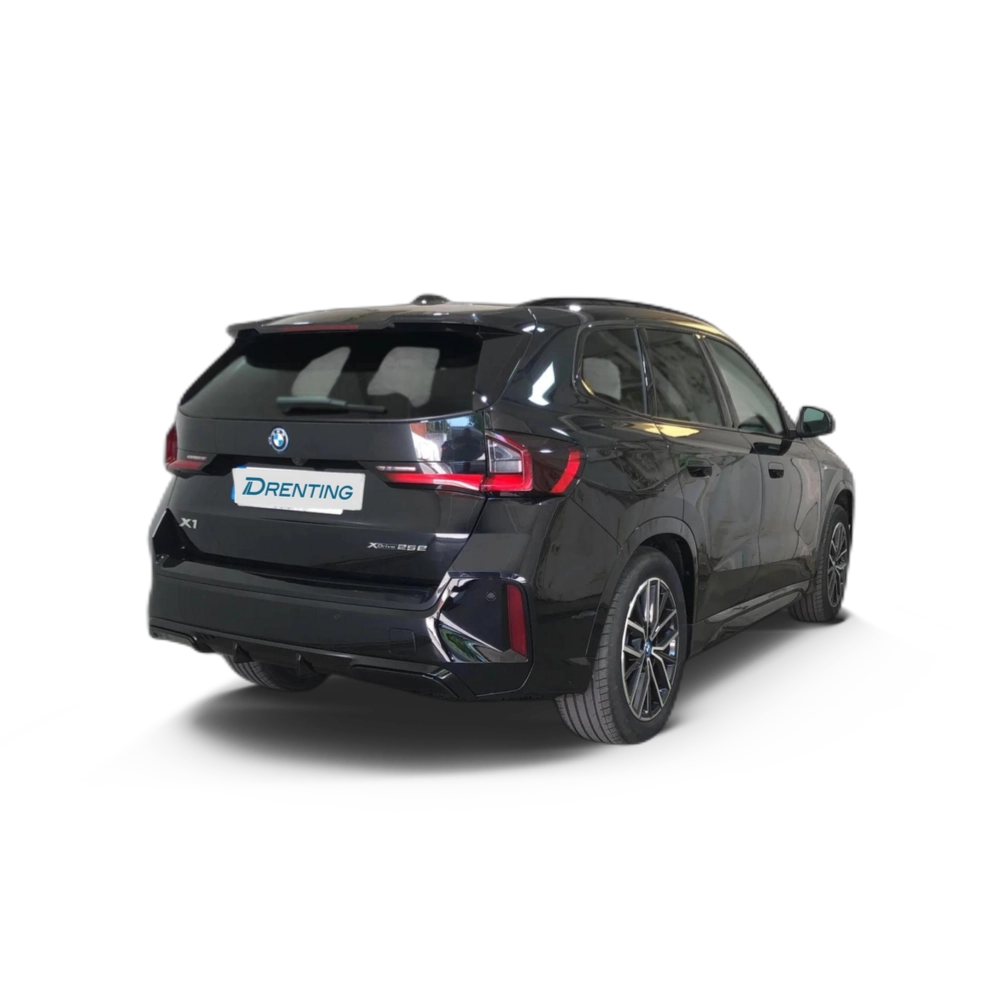 Renting BMW X1 xDrive25e 180 kW (245 CV) 14 18