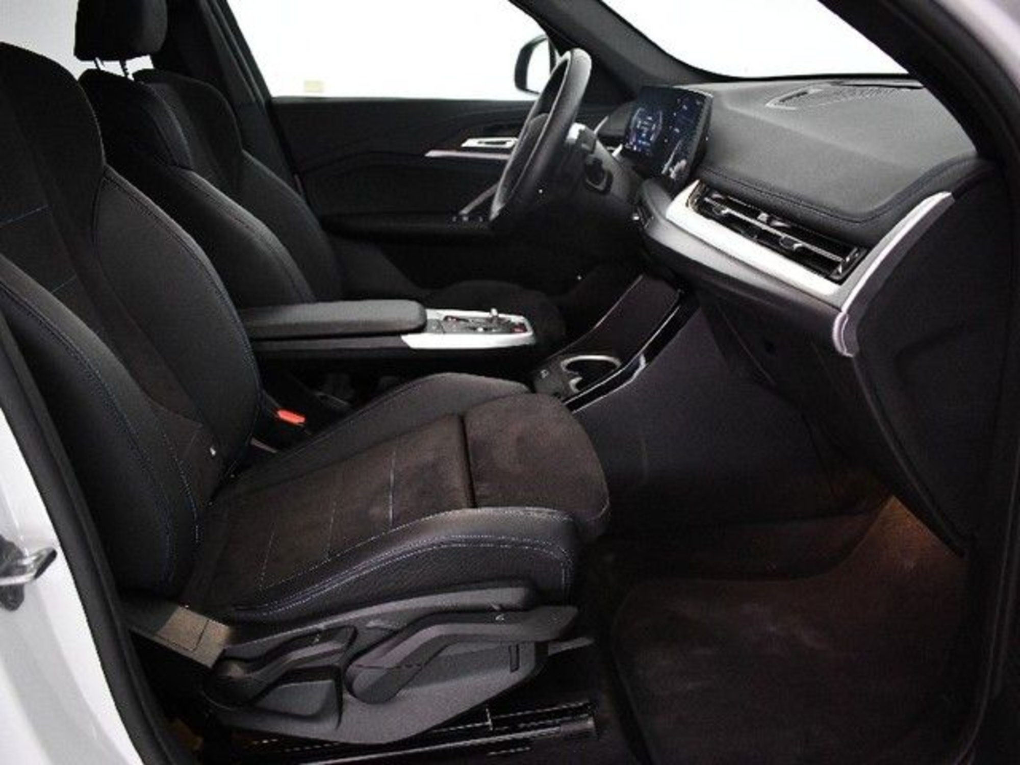 Renting BMW X1 xDrive25e 180 kW (245 CV) 14 21