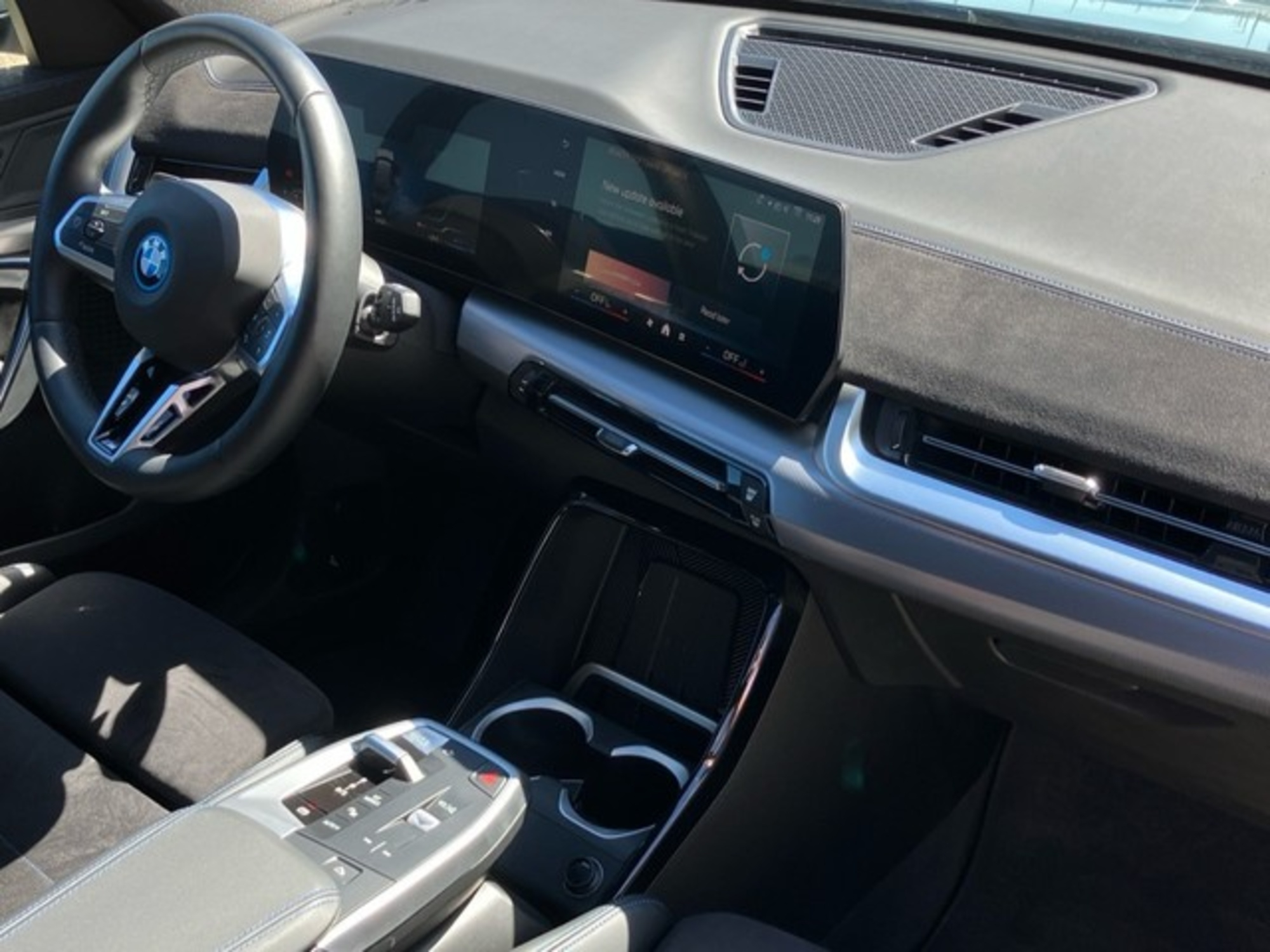 Renting BMW X1 xDrive25e 180 kW (245 CV) 25