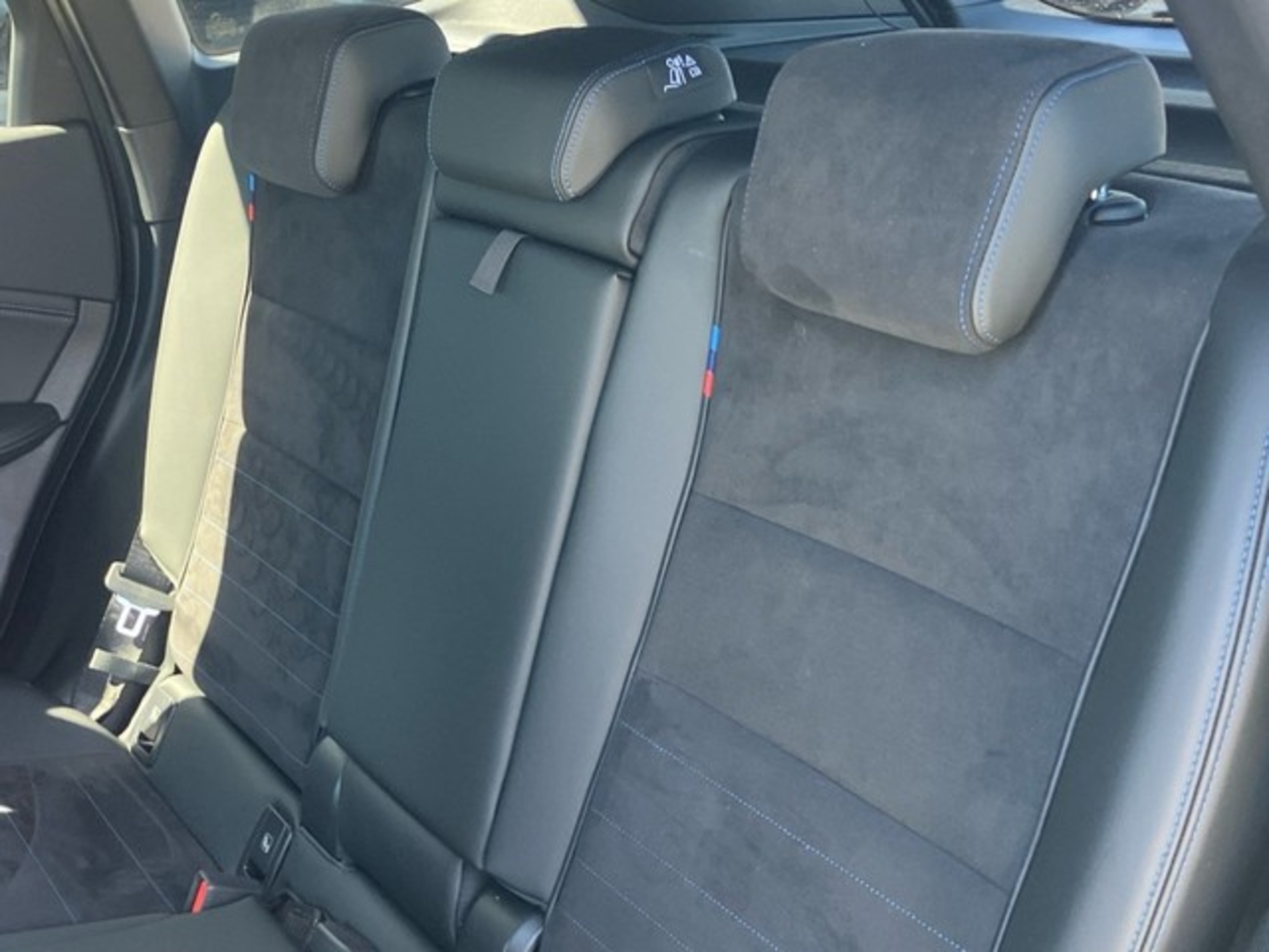 Renting BMW X1 xDrive25e 180 kW (245 CV) 25
