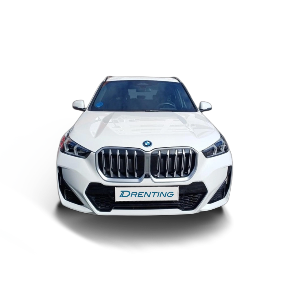 Renting BMW X1 xDrive25e 180 kW (245 CV) 31