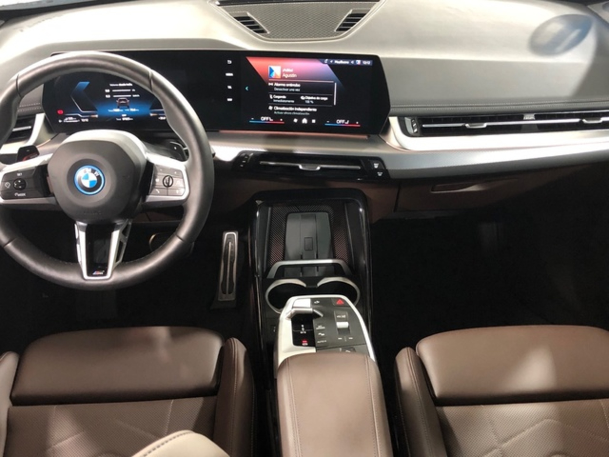 Renting BMW X1 xDrive25e 180 kW (245 CV) 28 13
