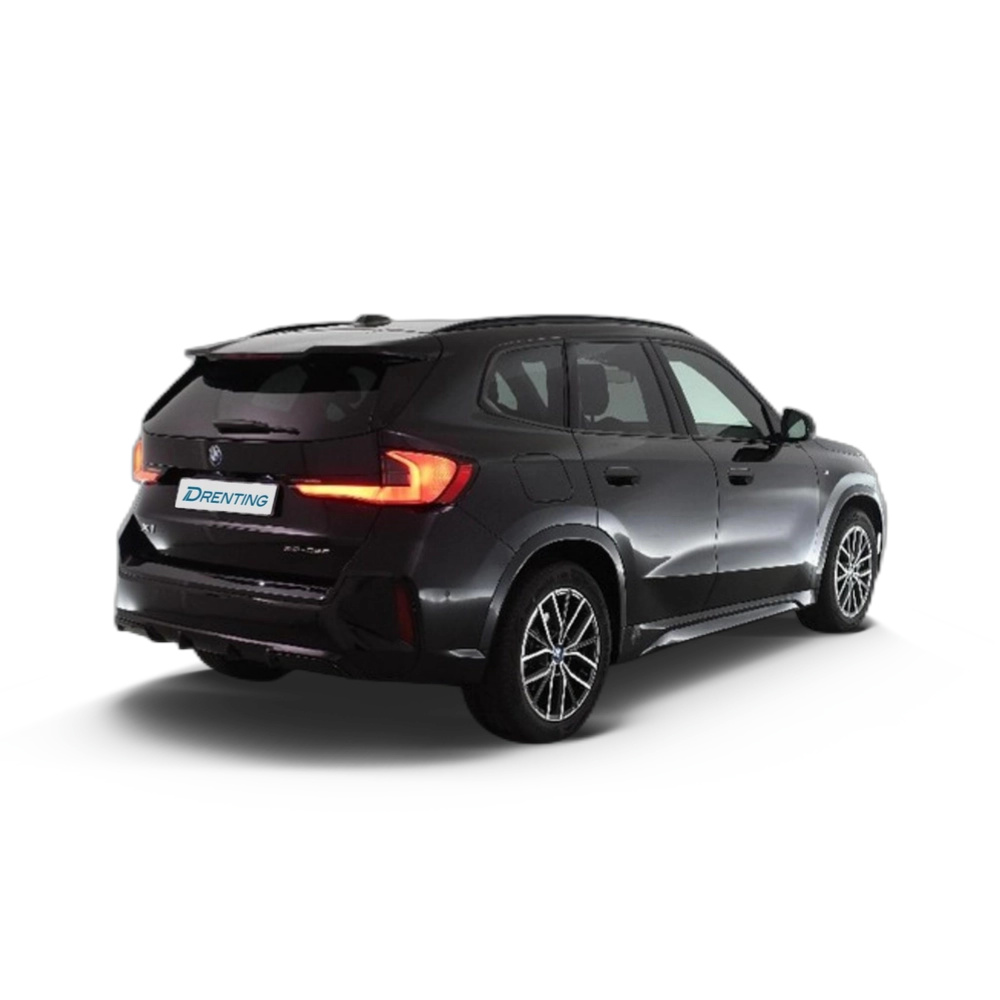 Renting BMW X1 xDrive25e 180 kW (245 CV) 4 18