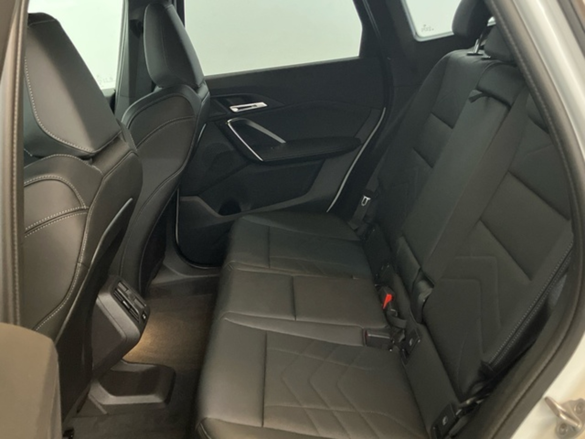 Renting BMW X1 xDrive30e 240 kW (326 CV) 7