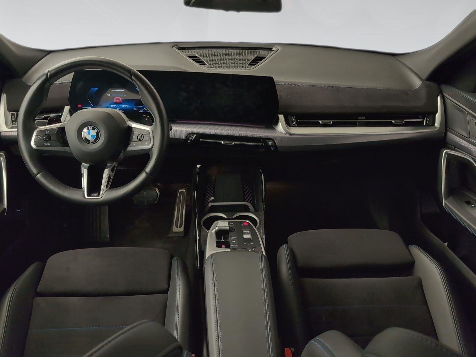 Renting BMW X2 sDrive18d 110 kW (150 CV) 20 4