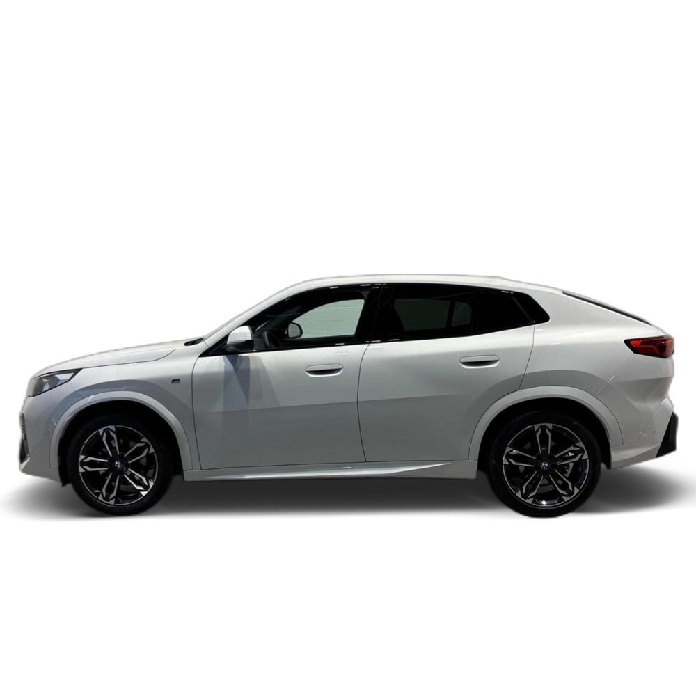 Renting BMW X2 sDrive18d 110 kW (150 CV) 26 2