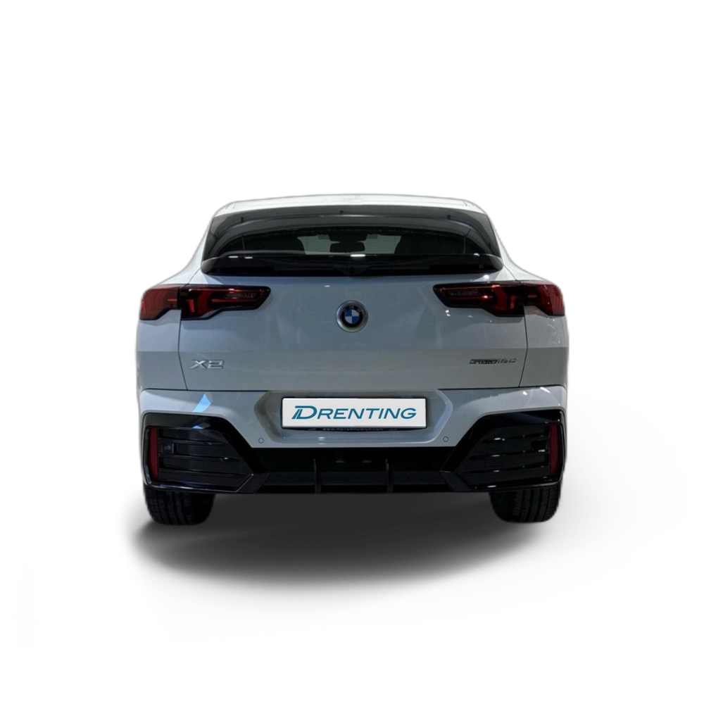 Renting BMW X2 sDrive18d 110 kW (150 CV) 26 2