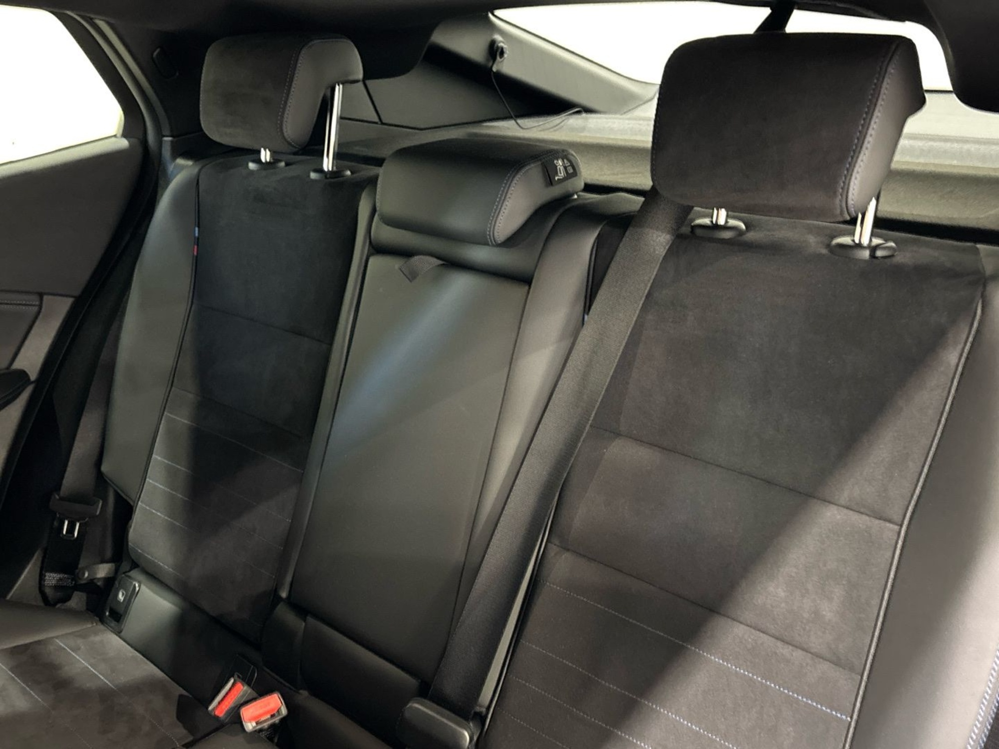 Renting BMW X2 sDrive18d 110 kW (150 CV) 26 2
