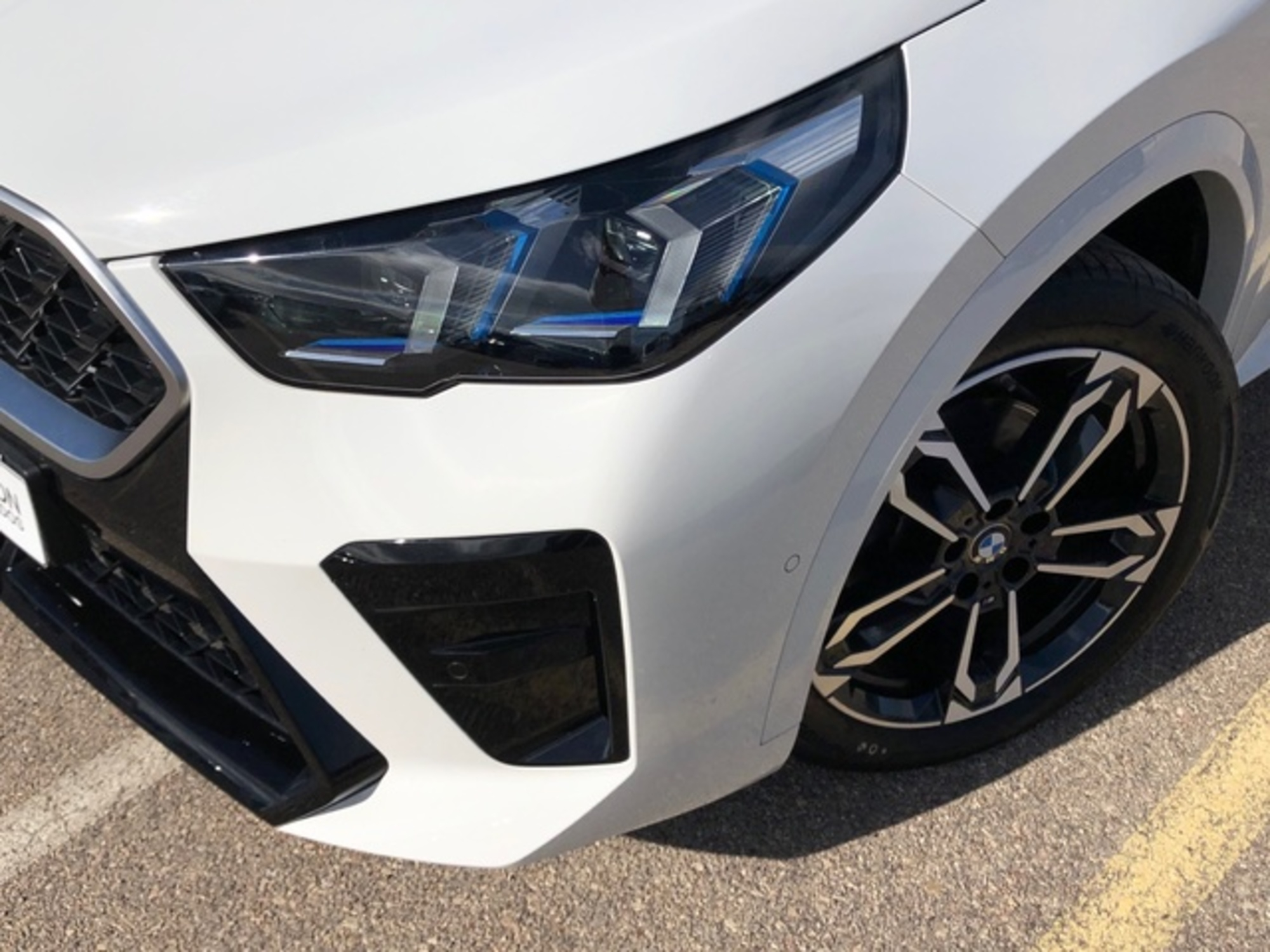 Renting BMW X2 sDrive18d 110 kW (150 CV) 27 2