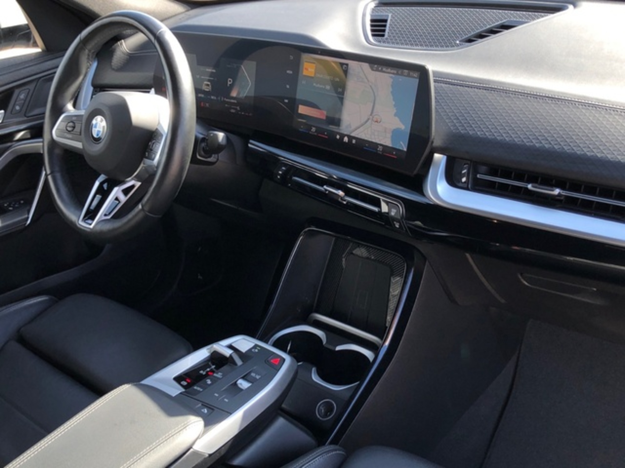 Renting BMW X2 sDrive18d 110 kW (150 CV) 27 2