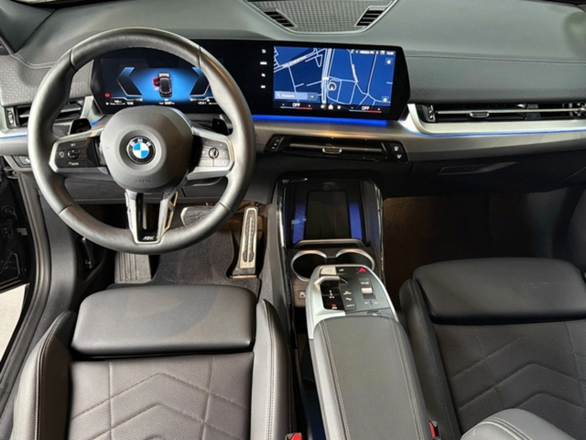 Renting BMW X2 sDrive18d 110 kW (150 CV) 27 3