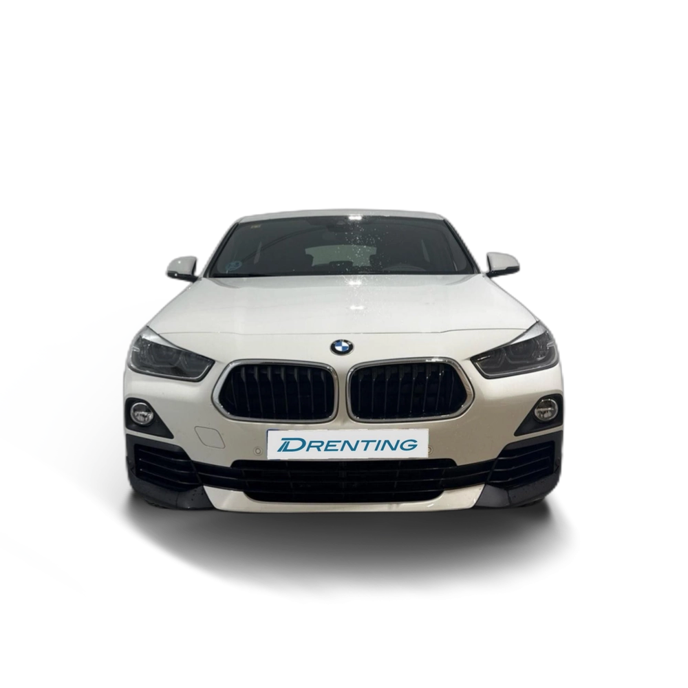 Renting BMW X2 sDrive18i 103 kW (140 CV) 1 1
