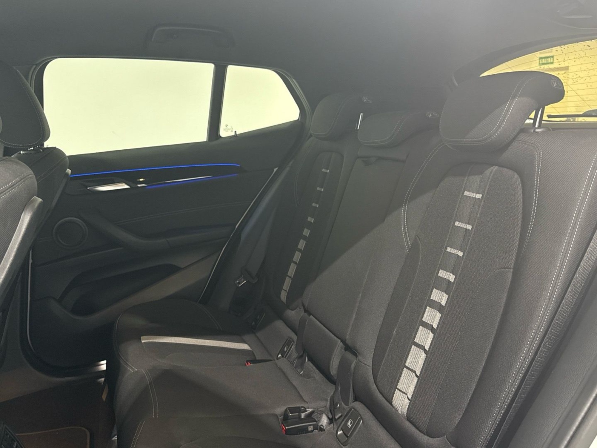 Renting BMW X2 sDrive18i 103 kW (140 CV) 1 1