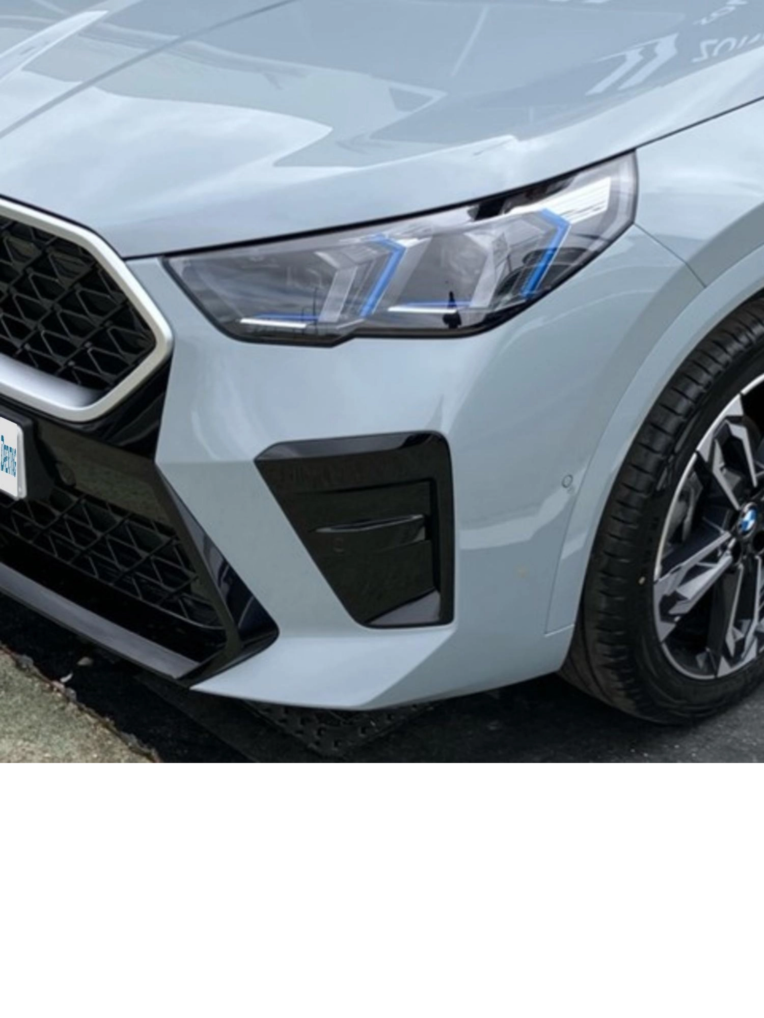 Renting BMW X2 sDrive20d 120 kW (163 CV) 8 8
