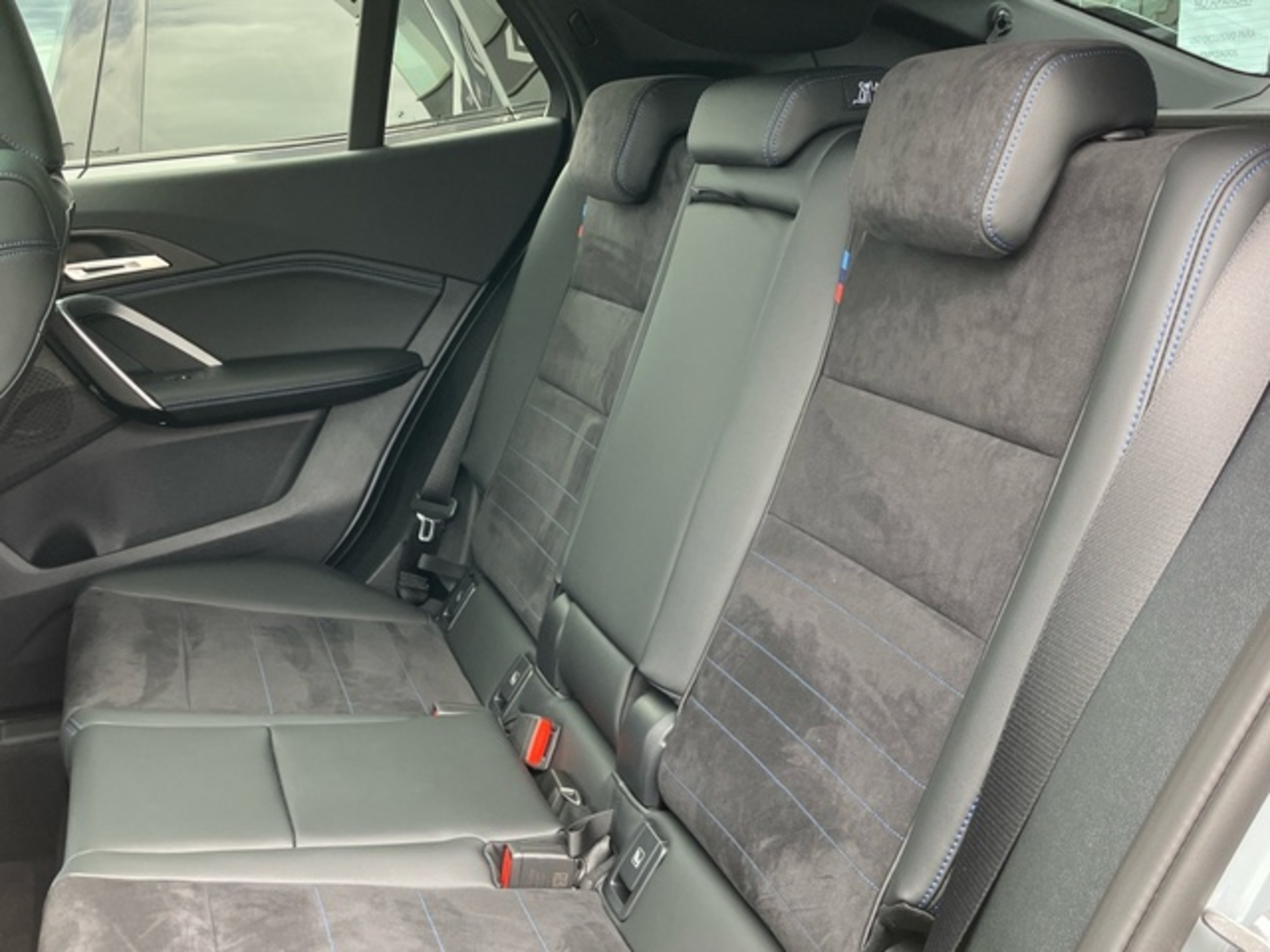 Renting BMW X2 sDrive20d 120 kW (163 CV) 8 8