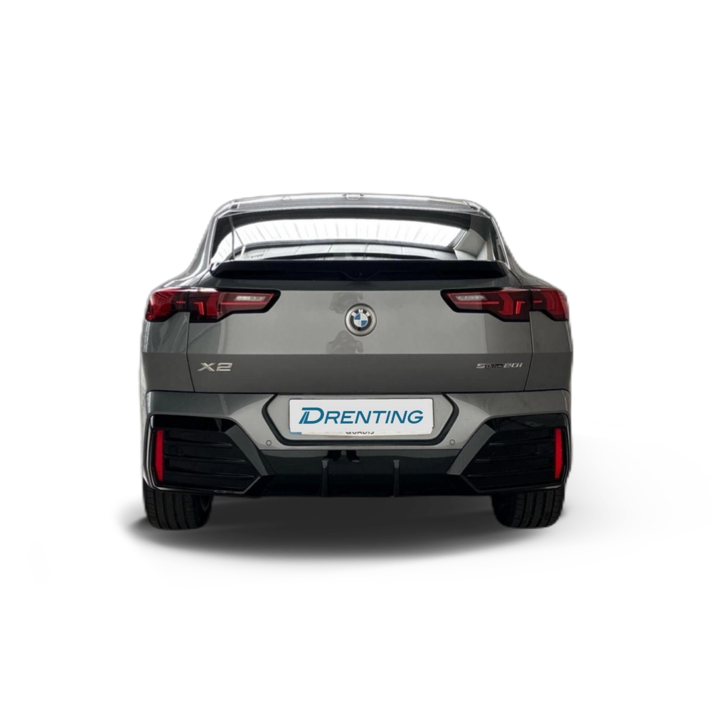 Renting BMW X2 sDrive20i 125 kW (170 CV)