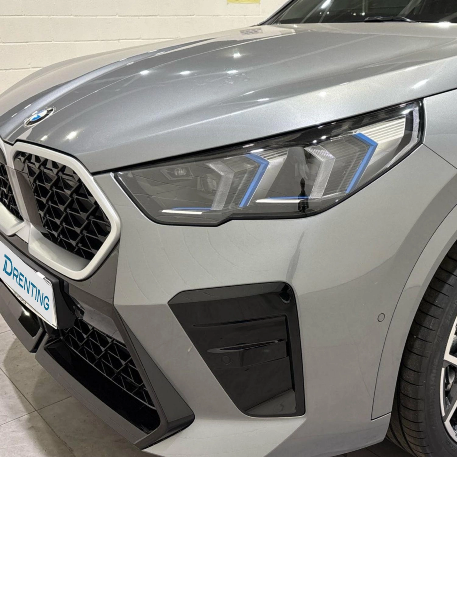 Renting BMW X2 sDrive20i 125 kW (170 CV)