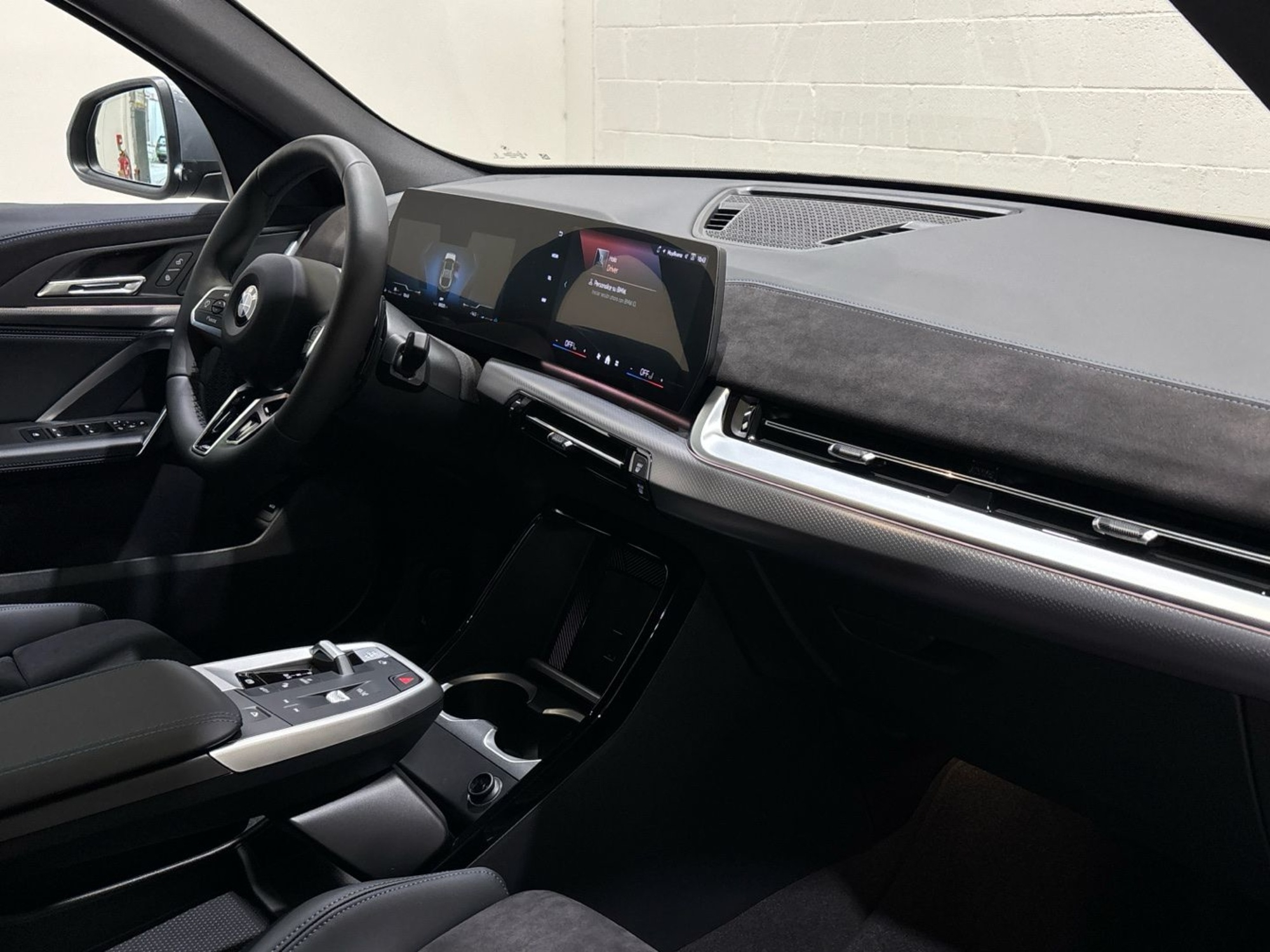 Renting BMW X2 sDrive20i 125 kW (170 CV)