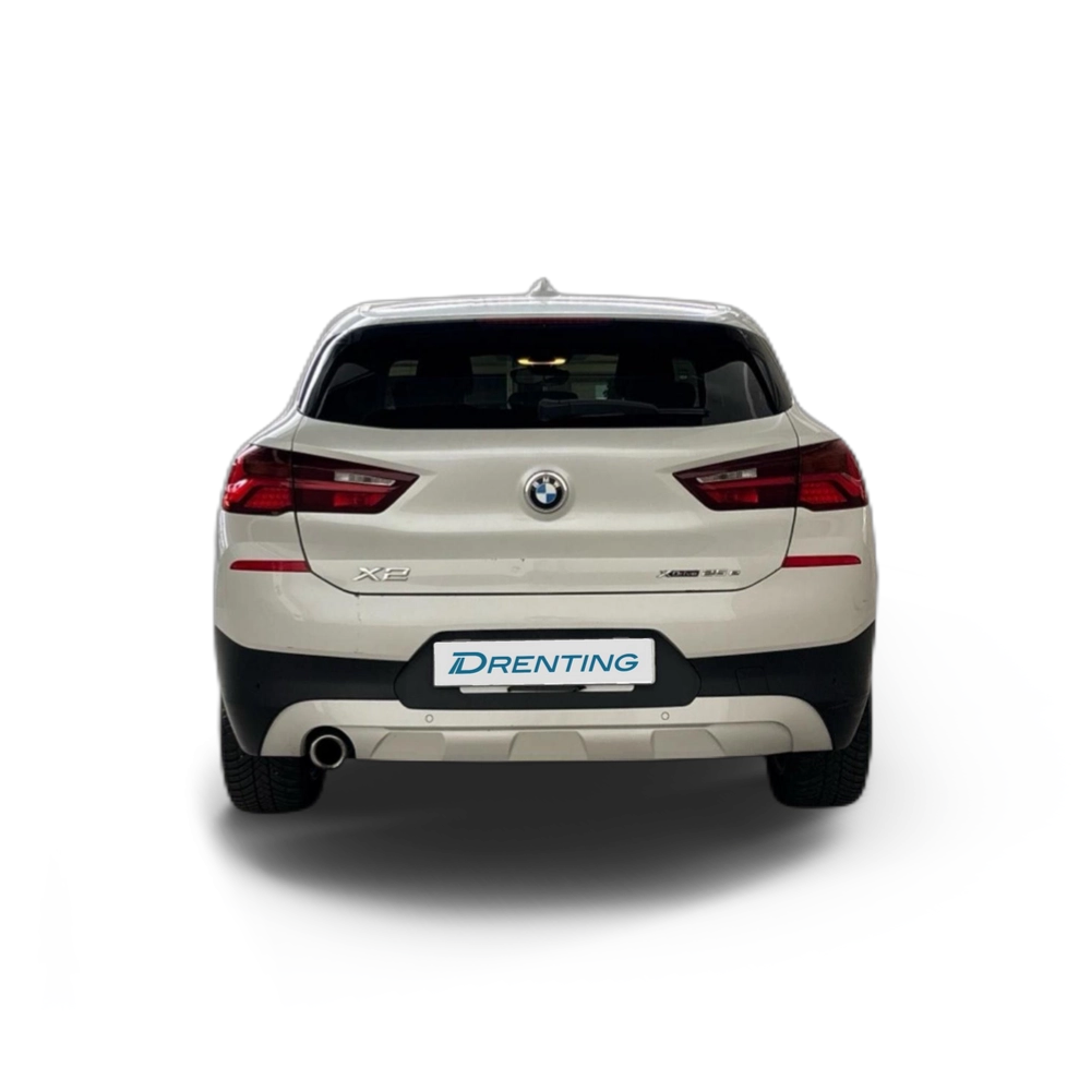 Renting BMW X2 xDrive25e 162 kW (220 CV) 5 1