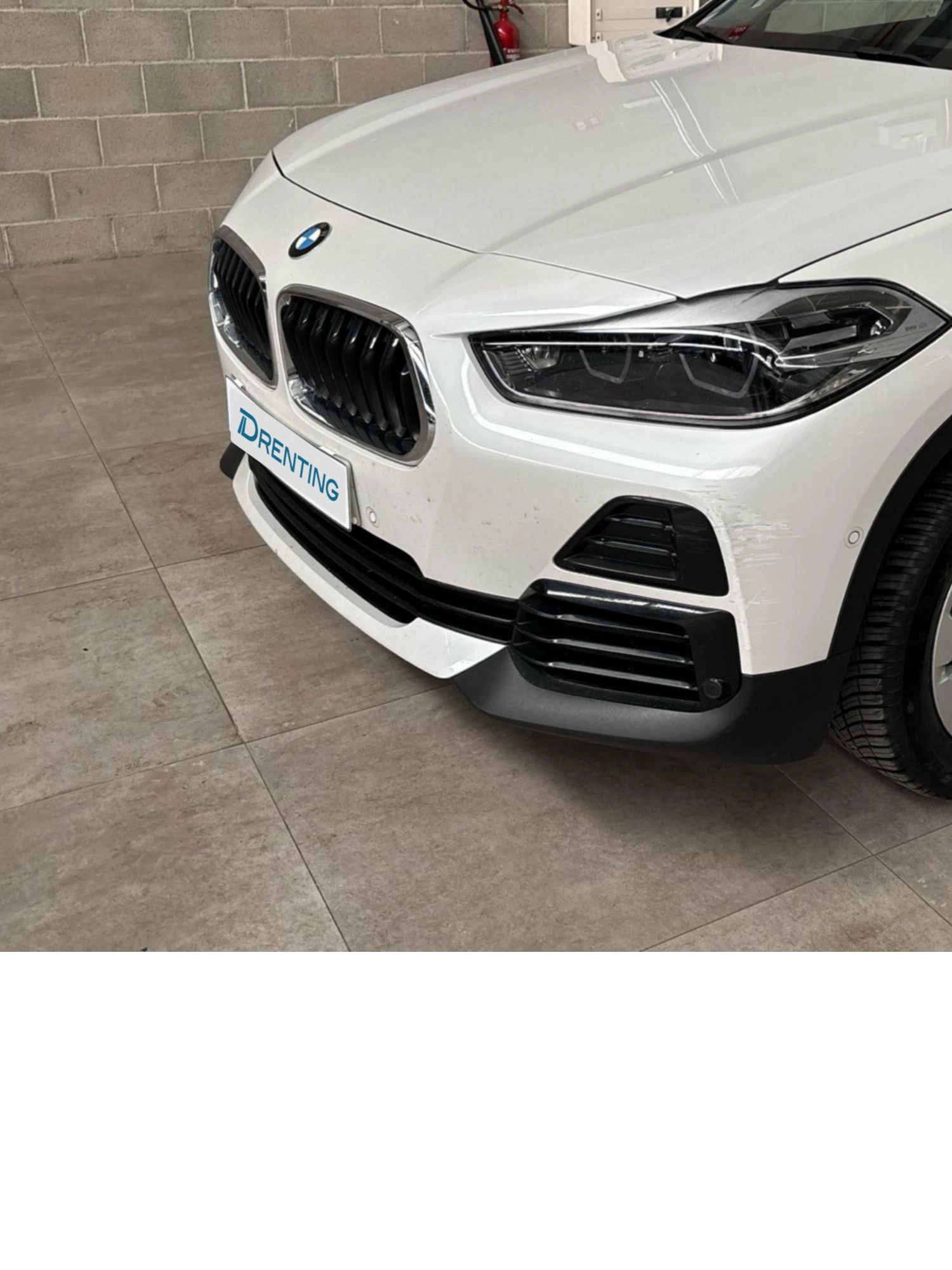 Renting BMW X2 xDrive25e 162 kW (220 CV) 5 1