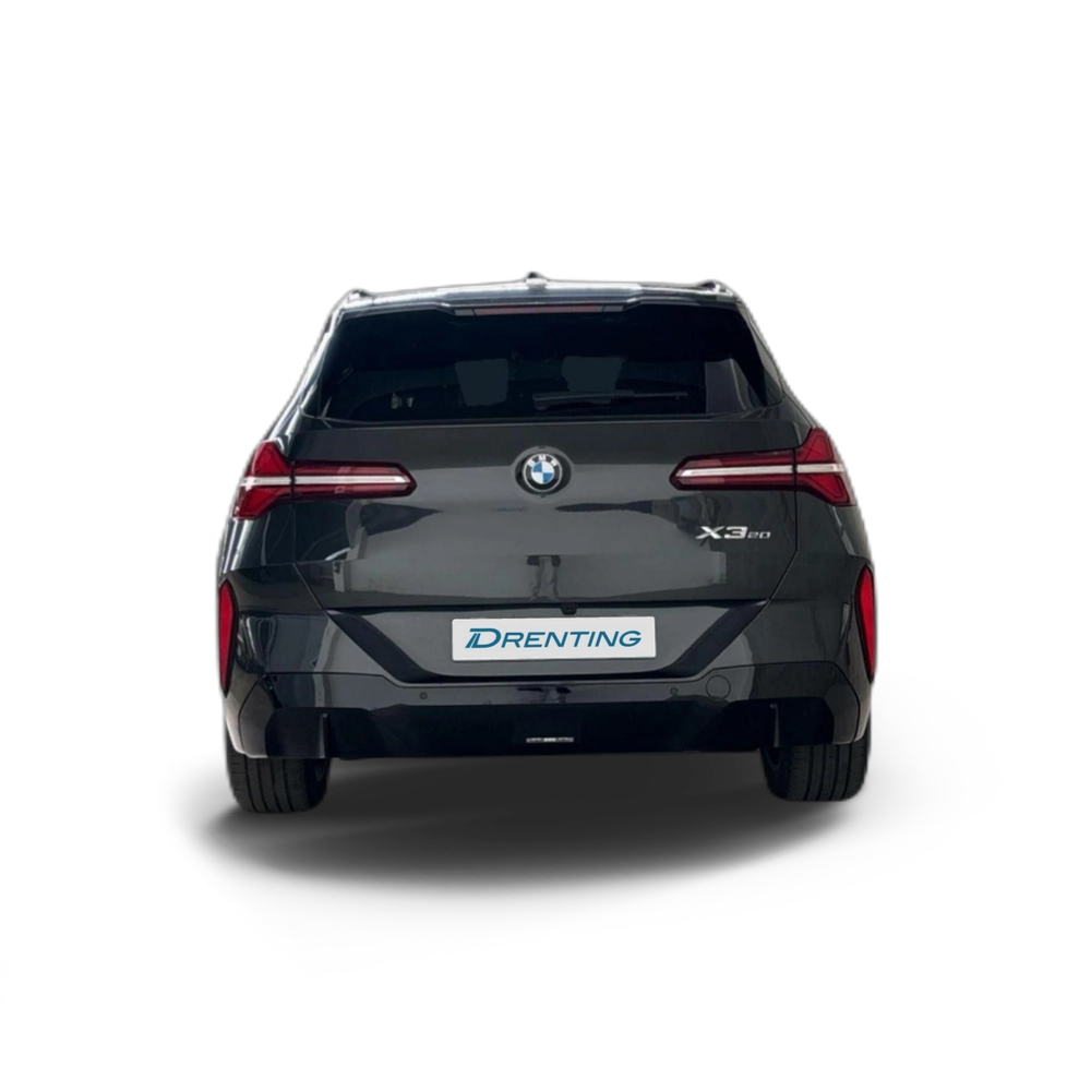 Renting BMW X3 20 xDrive 153 kW (208 CV) 6