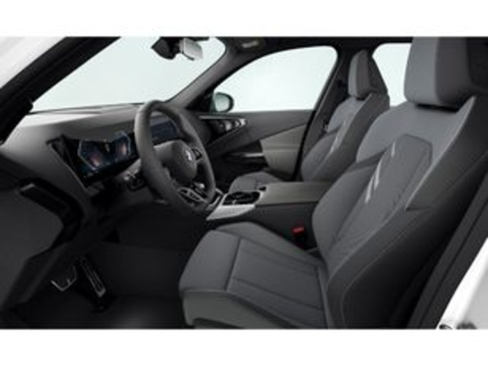 Renting BMW X3 xDrive20d 145 kW (197 CV) 18