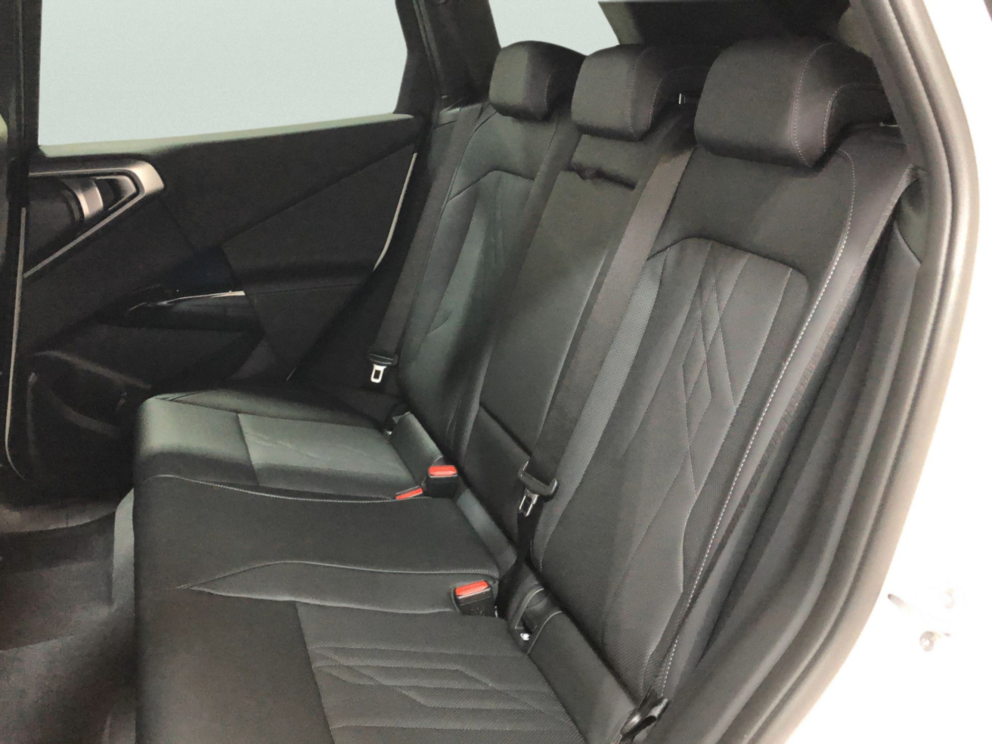 Renting BMW X3 xDrive20d 145 kW (197 CV) 18 14