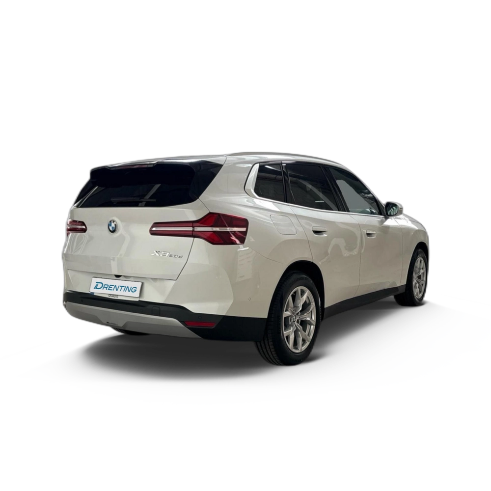 Renting BMW X3 xDrive20d 145 kW (197 CV) 18 18