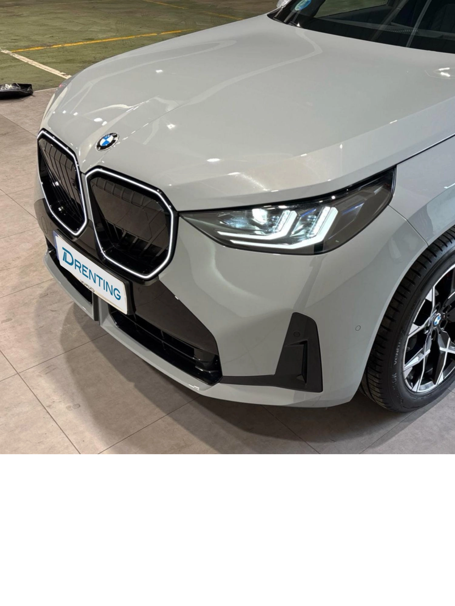 Renting BMW X3 xDrive20d 145 kW (197 CV) 24