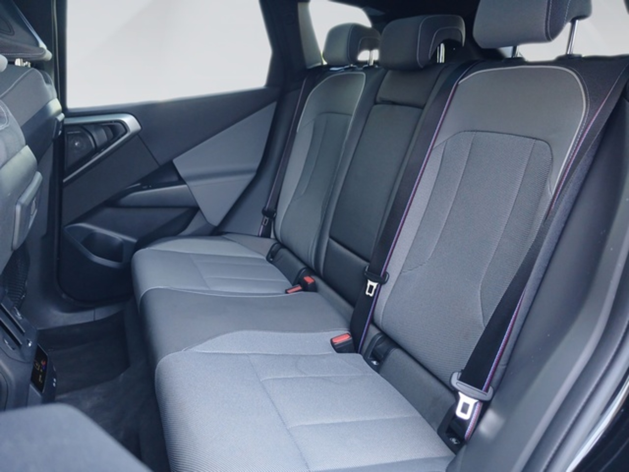 Renting BMW X3 xDrive20d 145 kW (197 CV) 22 10