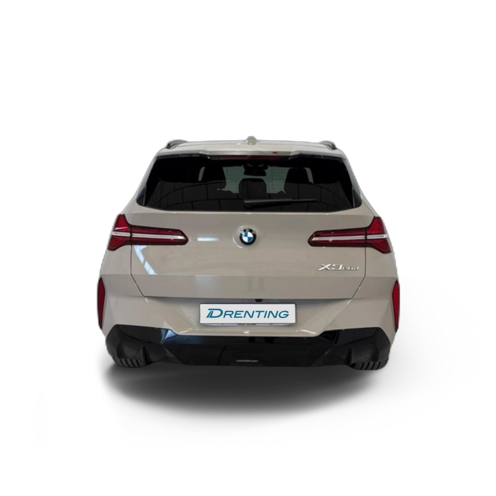 Renting BMW X3 xDrive20d 145 kW (197 CV) 5 5