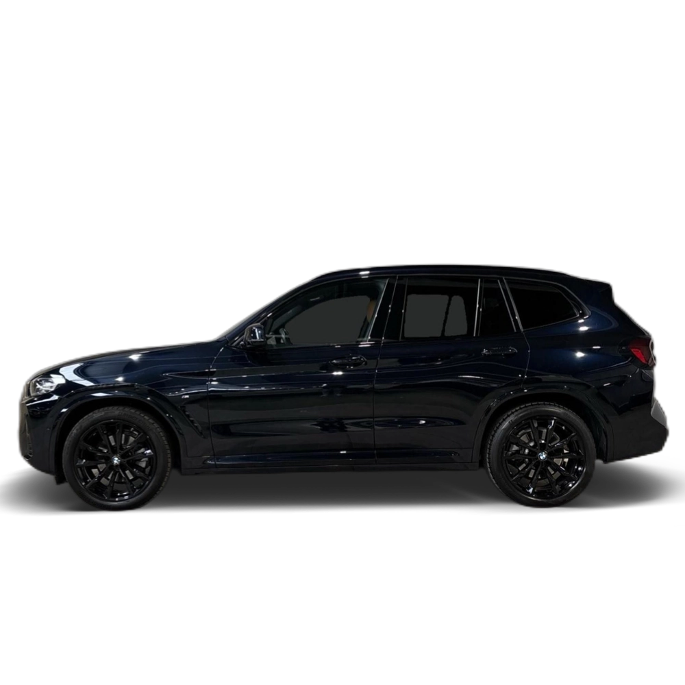 Renting BMW X3 xDrive20d xLine 140 kW (190 CV) 2