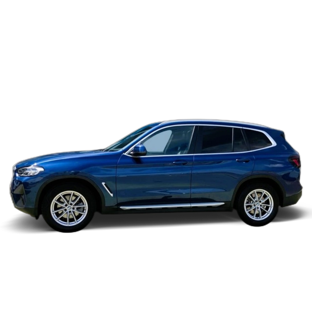 Renting BMW X3 xDrive20i xLine 135 kW (184 CV)