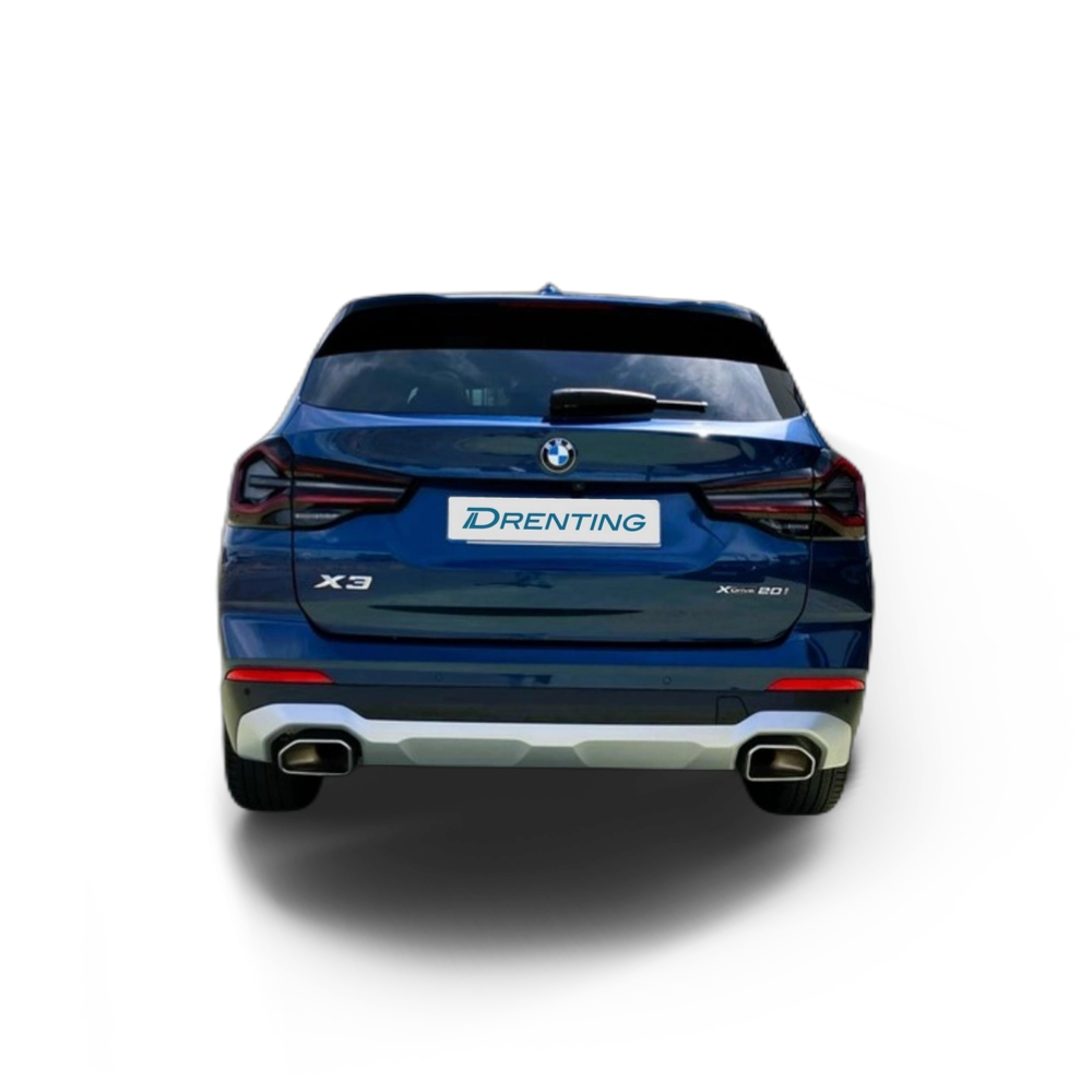 Renting BMW X3 xDrive20i xLine 135 kW (184 CV)