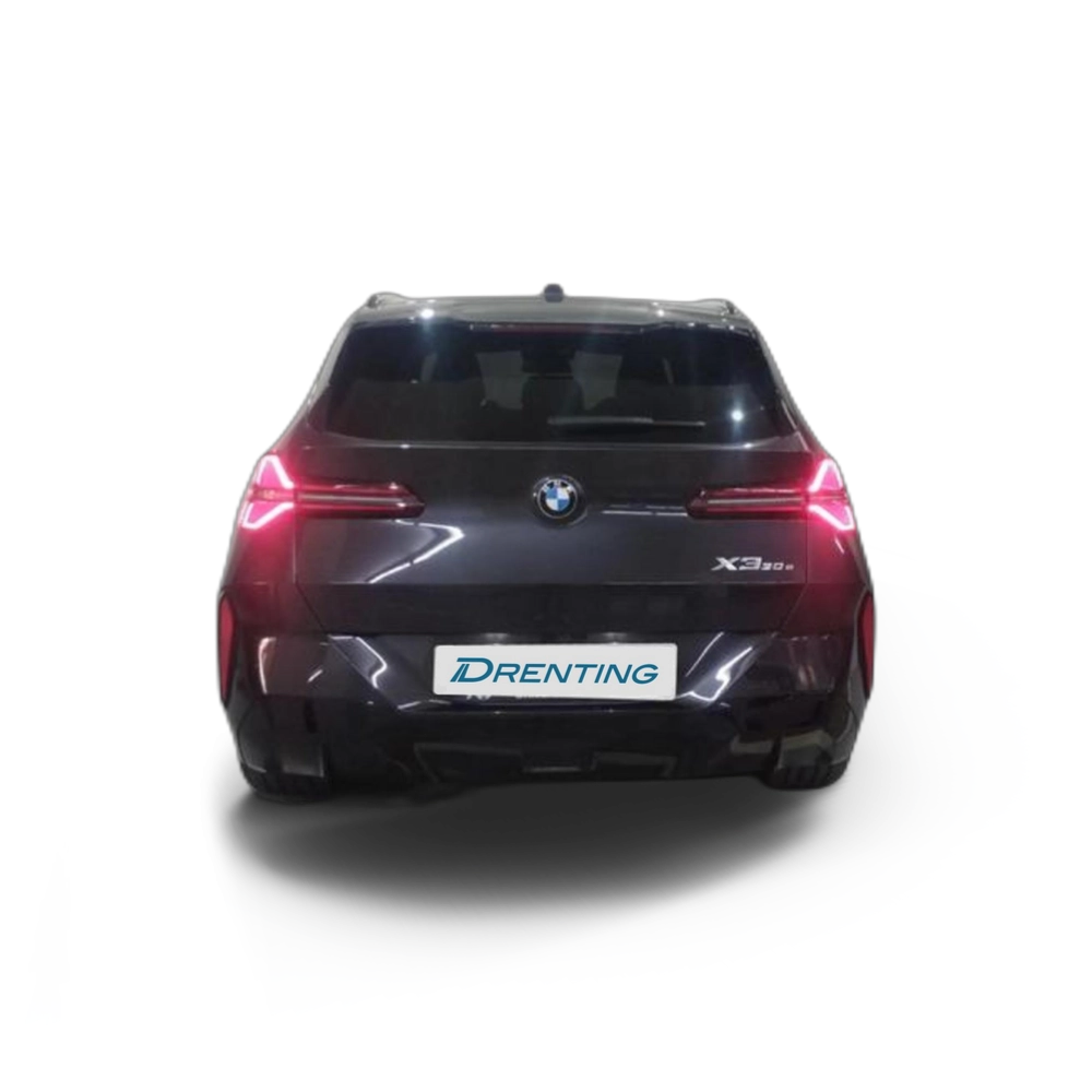 Renting BMW X3 xDrive30e 220 kW (299 CV) 1 4