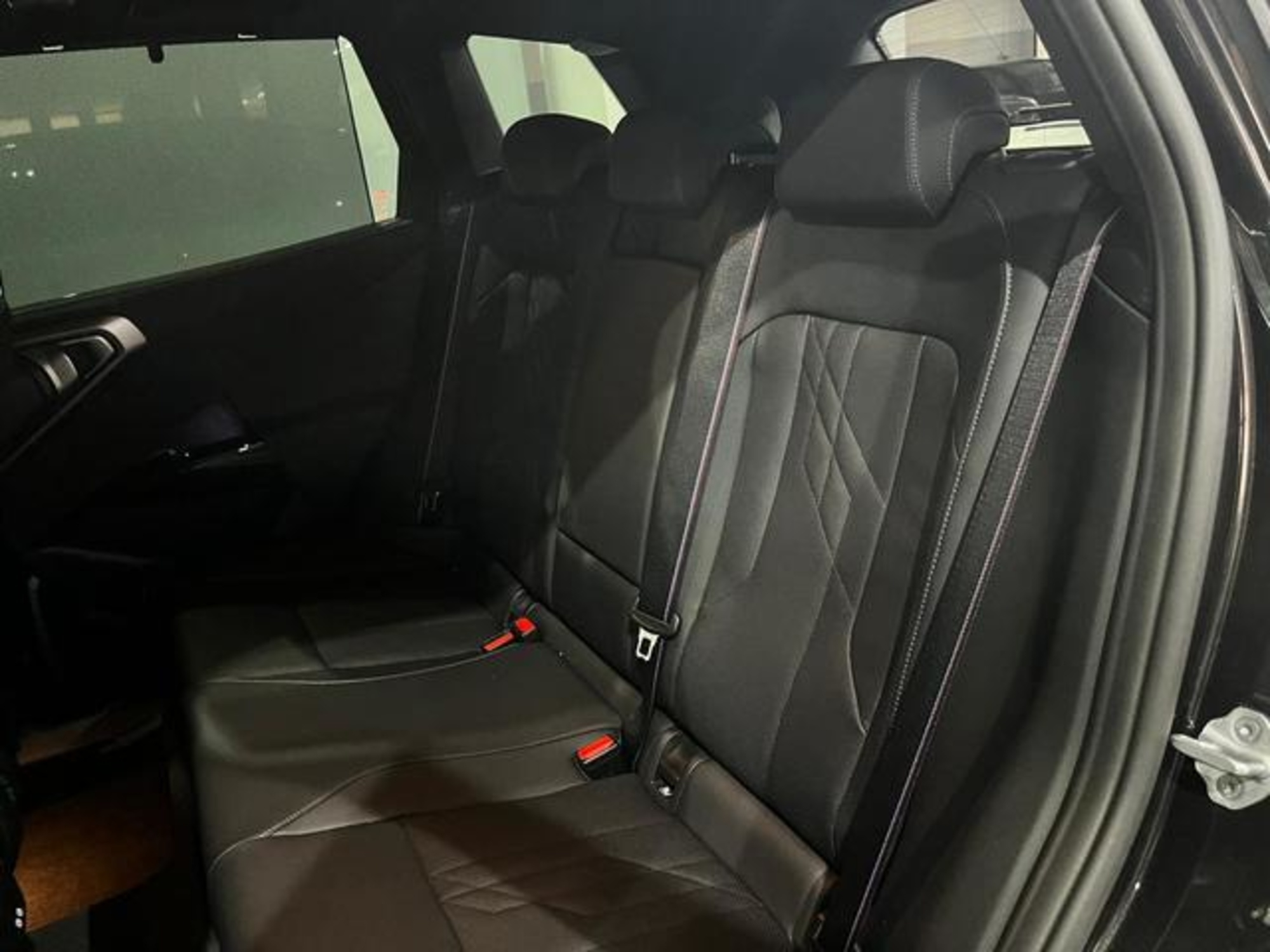 Renting BMW X3 xDrive30e 220 kW (299 CV) 1 4