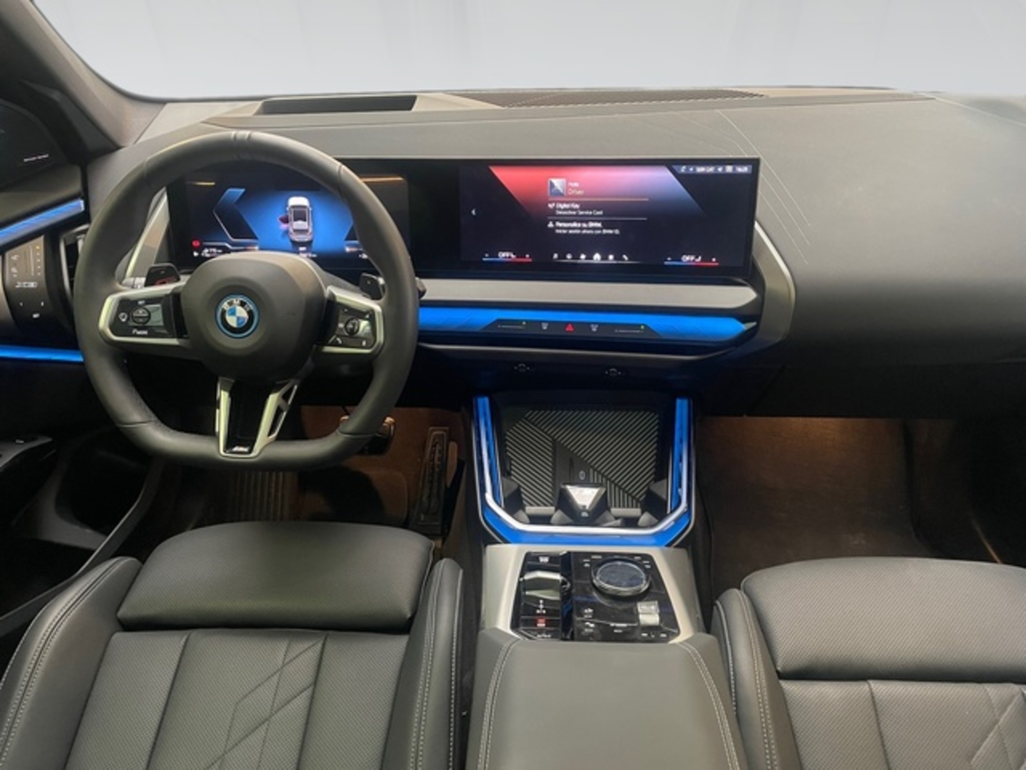 Renting BMW X3 xDrive30e 220 kW (299 CV) 4 9