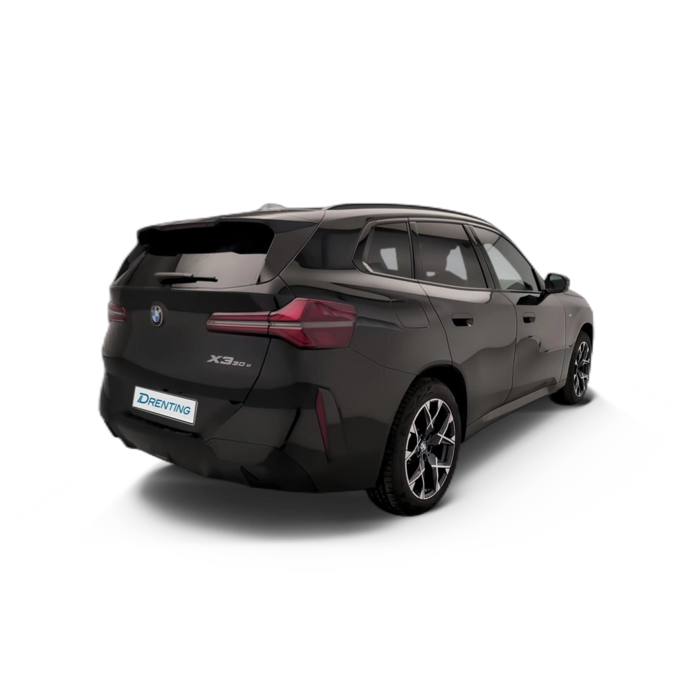 Renting BMW X3 xDrive30e 220 kW (299 CV) 7 3